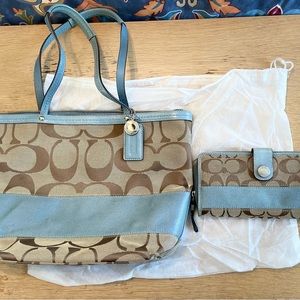 Vintage Coach tote and matching wallet
